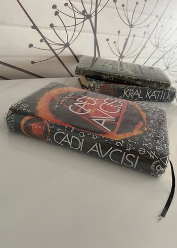  Beden Renk Cadı Avcısı serisi