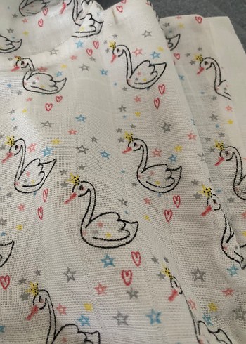 2 Yaş Beden Kugu desenli bebek bornoz müslin