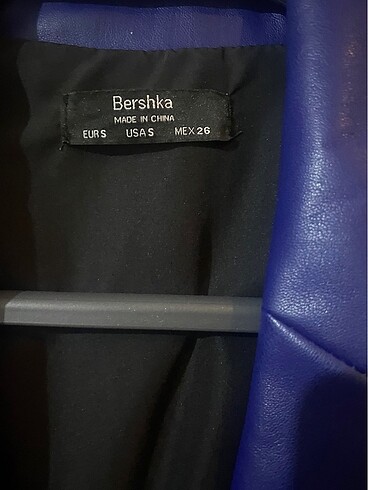 s Beden Berskha Lacivert Kısa Crop Deri Ceket