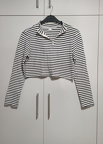 Defacto Siyah Beyaz Çizgili Crop Tshirt