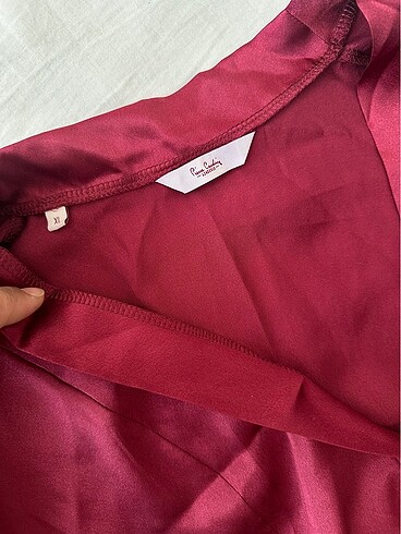 xl Beden bordo Renk Pierre cardin saten gecelik takımı