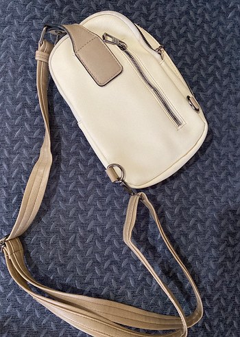 Beyaz Fermuarlı Kadın Çapraz Çanta - Görsel 3