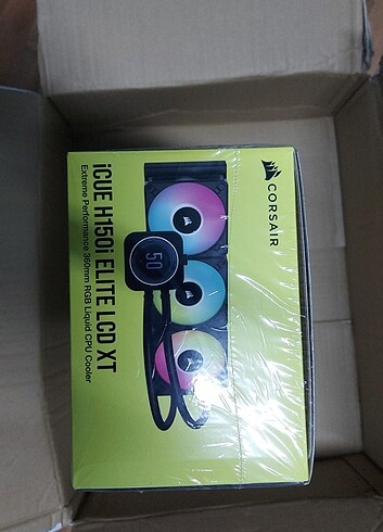 Corsair iCUE H150i Elite LCD XT 360mm İşlemci Sıvı Soğutucu