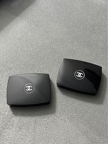 CHANEL ombre essentielle far