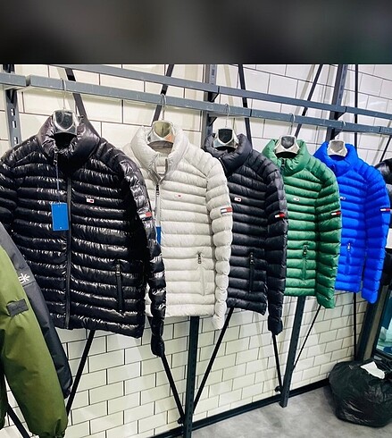 Tommy Hilfiger tommy Hillfiger