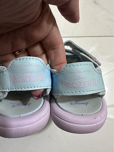 26 Beden Adidas Kız Çocuk Sandalet ????