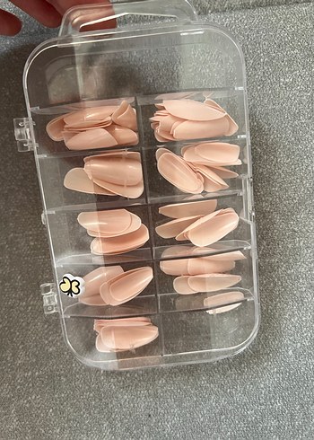 Bej Pastel Sahte Tırnak Seti - Görsel 3