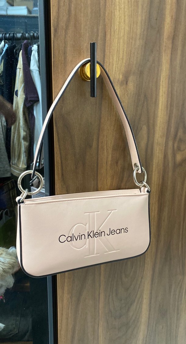Calvin Klein Pembe Deri Kadın Çanta - Görsel 3