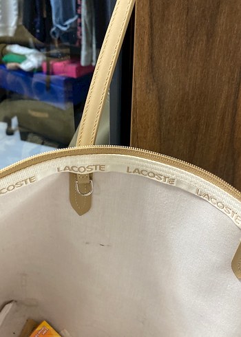 Lacoste Bej Kadın Fermuarlı Omuz Çantası - Görsel 4