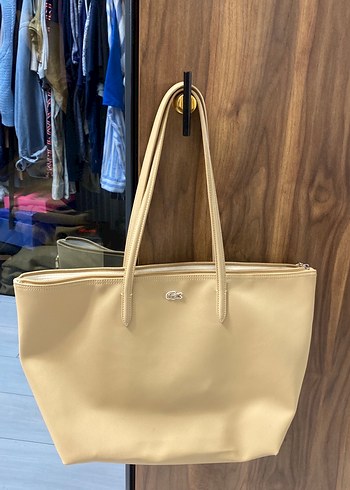 Lacoste Bej Kadın Fermuarlı Omuz Çantası - Görsel 2