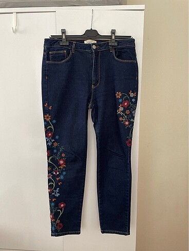 Desenli Jean