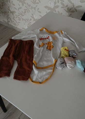 Kahverengi Örgü Bebek Takımı, Uzun Kollu
