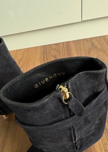 38 Beden Givenchy Lacivert Süet Kadın Dolgu Topuklu Bot