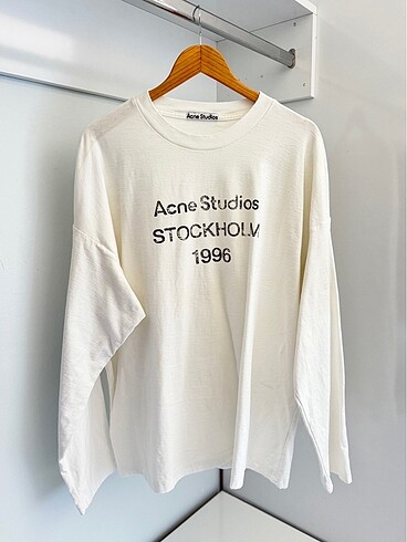 Acne T-shirt