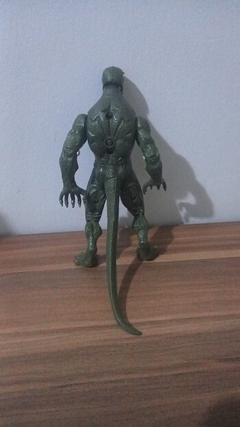  Beden Marvel Spider Man Lizard Figür
