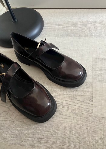 Zara Klasik Kahverengi Deri Tokalı Ayakkabı - Görsel 2