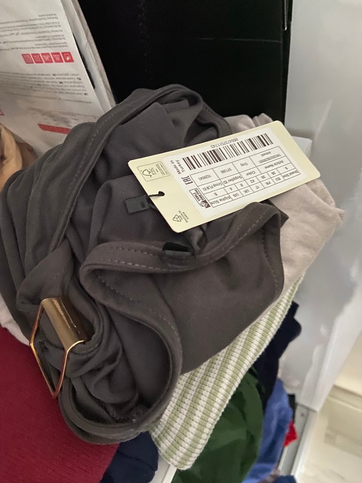 Milla Gri Kısa Kollu V Yaka Bluz - Görsel 2