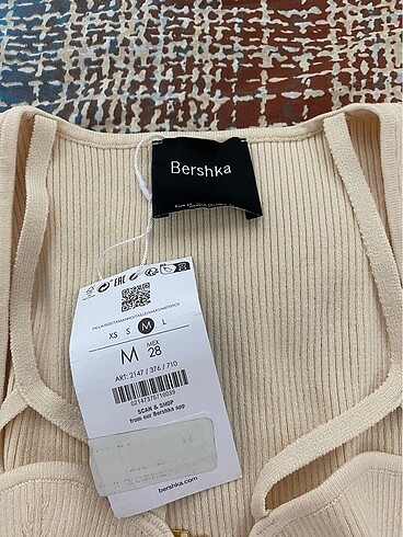 m Beden Bershka bluz