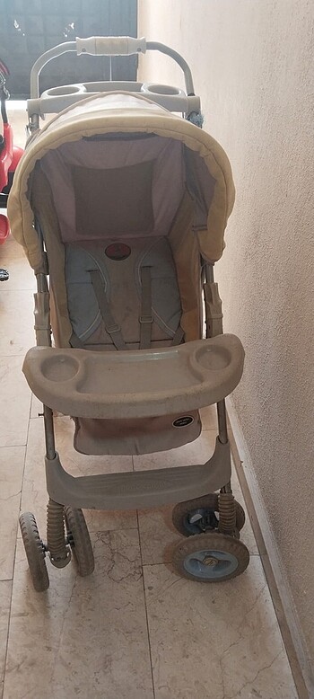 Bebek arabası