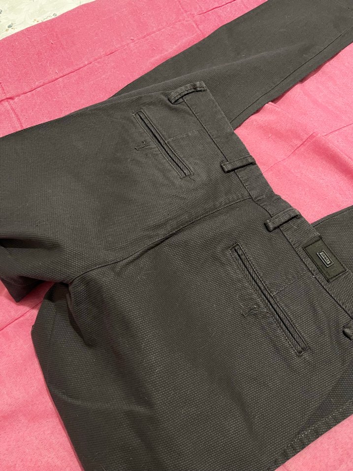 Erkek füme gri Regular Fit Kemerli Pantolon - Görsel 2