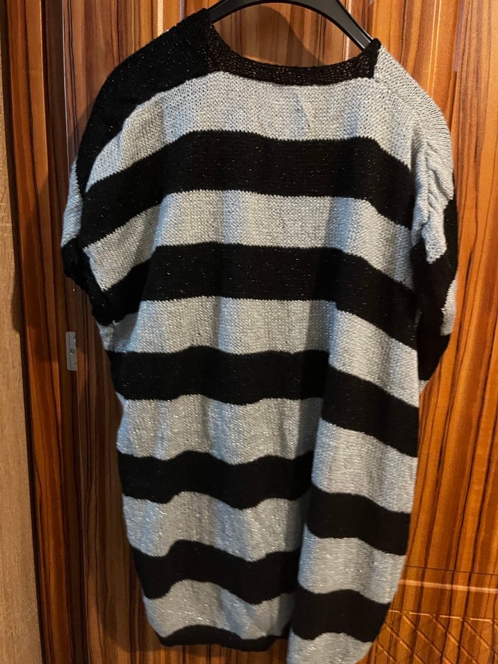 Gri Siyah Çizgili Kadın Triko Hırka - Görsel 3