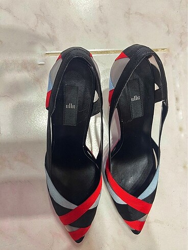 Elle 37 numara stiletto ayakkabı