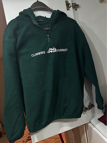 Trendyol Sweatshirt