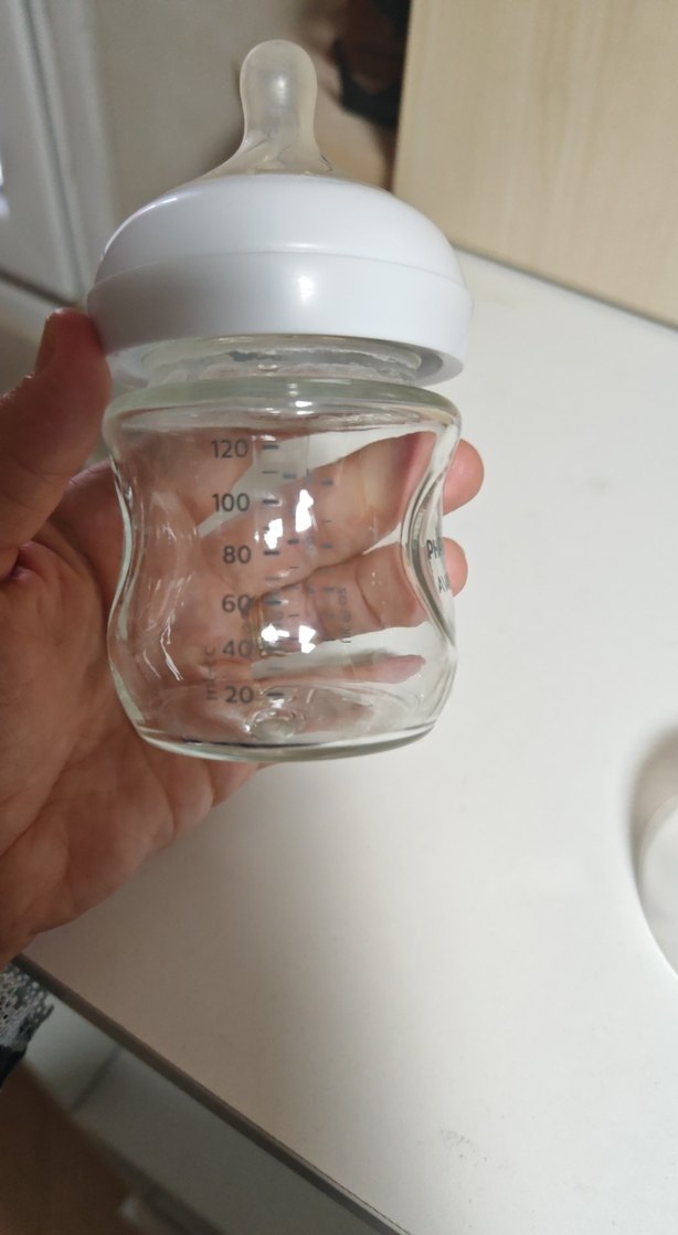 Beyaz Cam Bebek Biberonu - Görsel 2