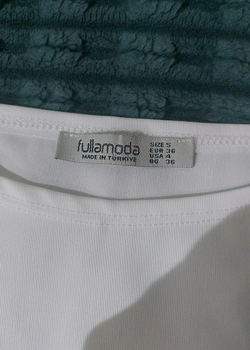 s Beden Tokalı Beyaz Kadın Bluz, Uzun Kollu, Fitted