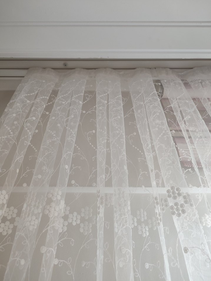 çiçekli kısa tül perde - Görsel 3