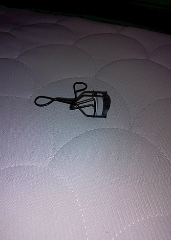 Siyah Kirpik Kıvırıcı - Görsel 2