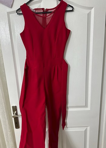 Kırmızı Kemerli Kadın Tulum - Görsel 2