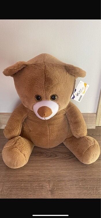 Etiketli peluş ayıcık