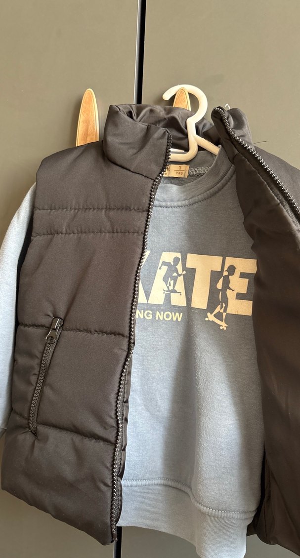 Erkek Çocuk 3 yaş alt-üst-yelek takım - Görsel 2