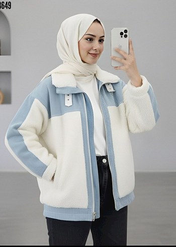 38 Beden Kadın Mavi Beyaz Peluş mont