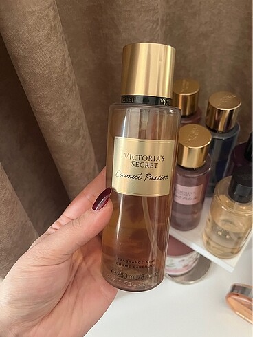 Victoria secret coconut pasion vücut spreyi