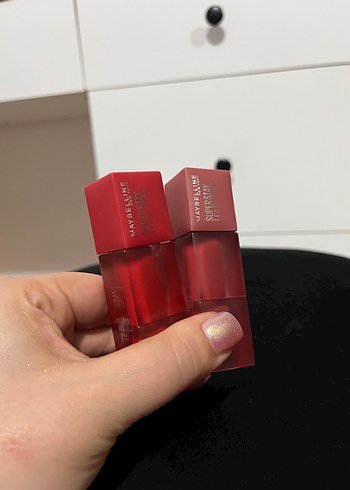 Maybelline Parlak Kırmızı Ruj - Görsel 3