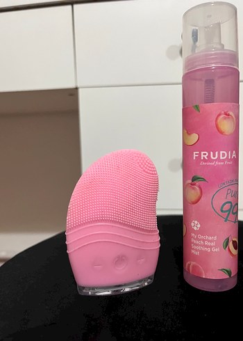 Pastel Pembe Yüz Temizleme Cihazı ve Jel - Görsel 2