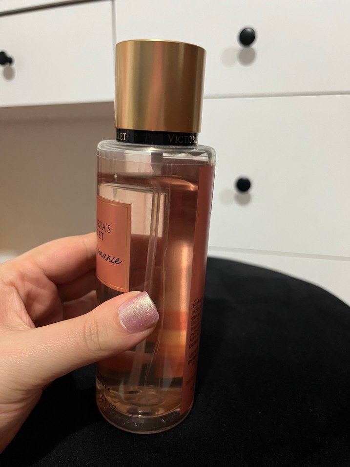 Victoria's Secret Amber Romance Kadın Parfümü - Görsel 4