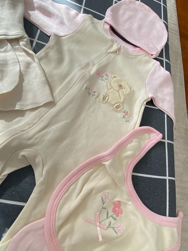 Bebek Kız Kolsuz Beyaz Body - Görsel 2