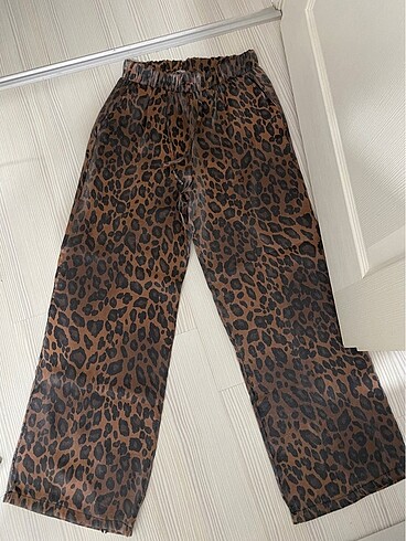 Leopar beli lastikli pantolon