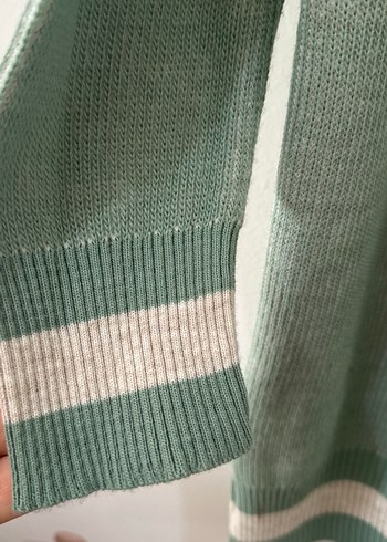 40 Beden Düğmeli V Yaka Triko Kadın Hırka