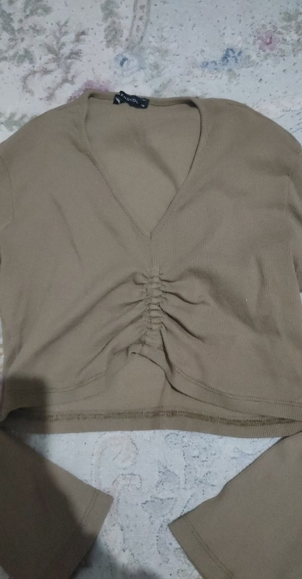 V Yaka Bej Mini Keten Kadın Bluz - Görsel 2