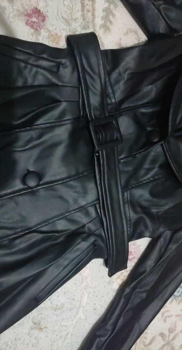 Kadın Siyah Deri Kemerli Uzun ceket - Görsel 4