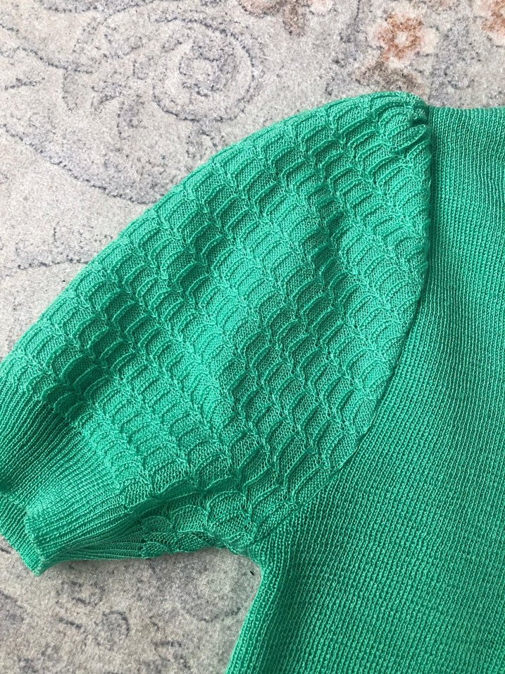 Yeşil V Yaka Kısa Kollu Triko Kazak - Görsel 3