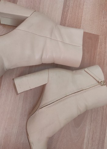 Bej Deri Stiletto bot - Görsel 3