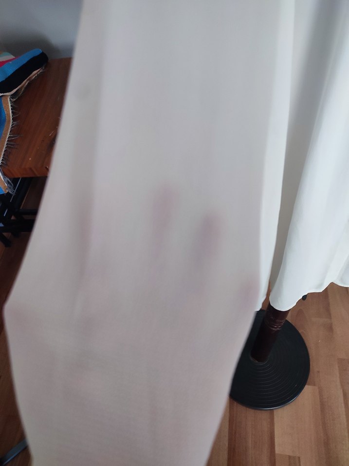 Düğmeli beyaz gömlek - Görsel 2