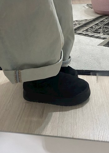 Siyah Kürklü Ugg Bot - Görsel 2