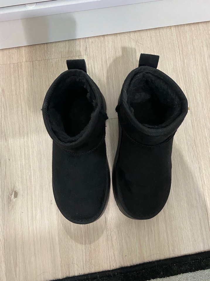 Siyah Kürklü Ugg Bot - Görsel 4