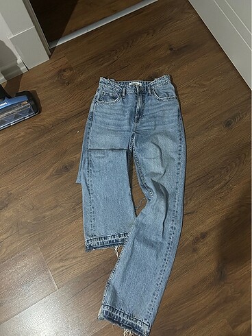 Pull and Bear PULL&BEAR YÜKSEL BEL İSPANYOL PAÇA JEAN